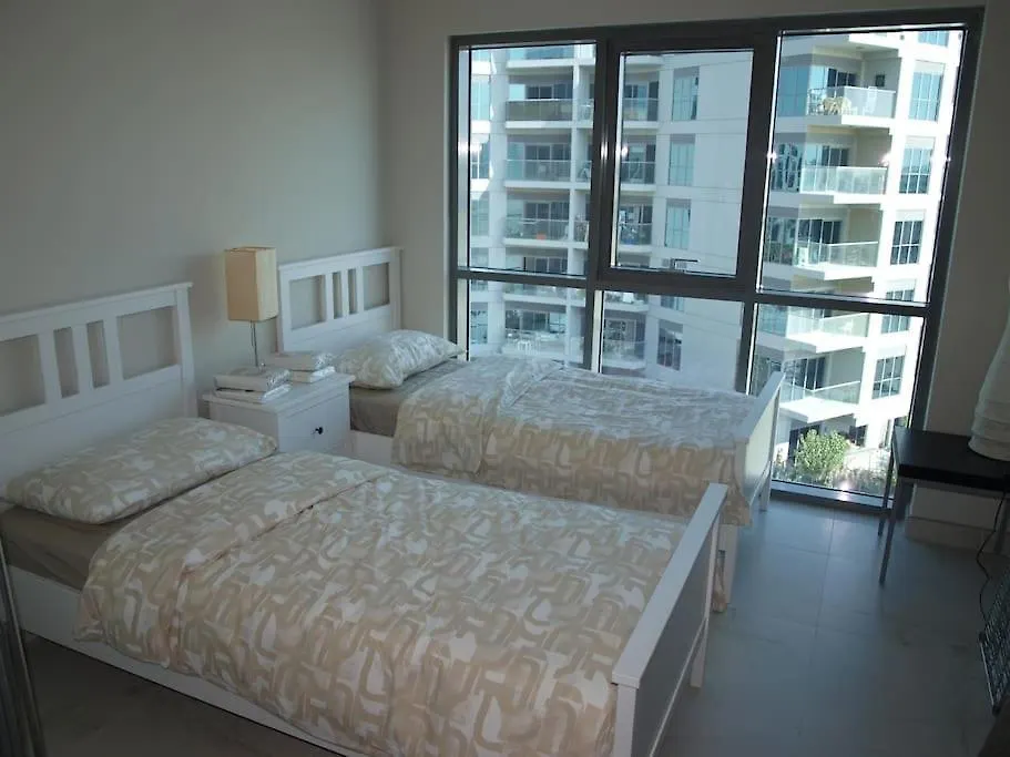 Elegant And Comfortably Furnished 2Brh Apartment In A Quiet Area! Dubai 0*,